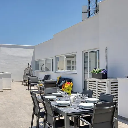 Elegant 2br Penthouse With Terrace And Jacuzzi In St Julians Apartman *