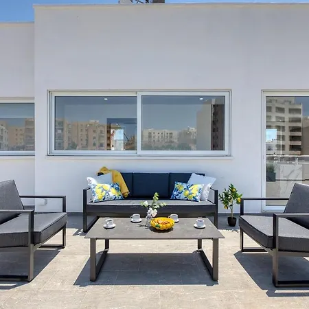 Elegant 2br Penthouse With Terrace And Jacuzzi In St Julians Apartman San Ġiljan