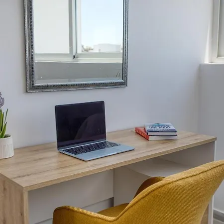 Elegant 2br Penthouse With Terrace And Jacuzzi In St Julians *