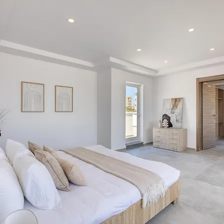 Elegant 2br Penthouse With Terrace And Jacuzzi In St Julians Apartman San Ġiljan