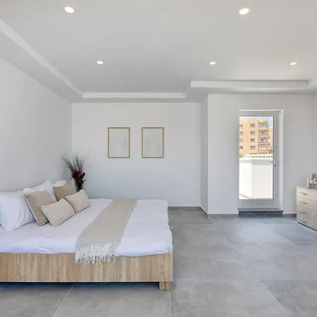 Elegant 2br Penthouse With Terrace And Jacuzzi In St Julians