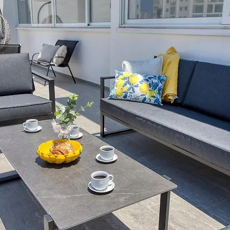Elegant 2br Penthouse With Terrace And Jacuzzi In St Julians