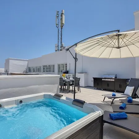 Elegant 2br Penthouse With Terrace And Jacuzzi In St Julians