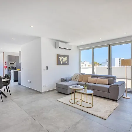 Elegant 2br Penthouse With Terrace And Jacuzzi In St Julians Apartman